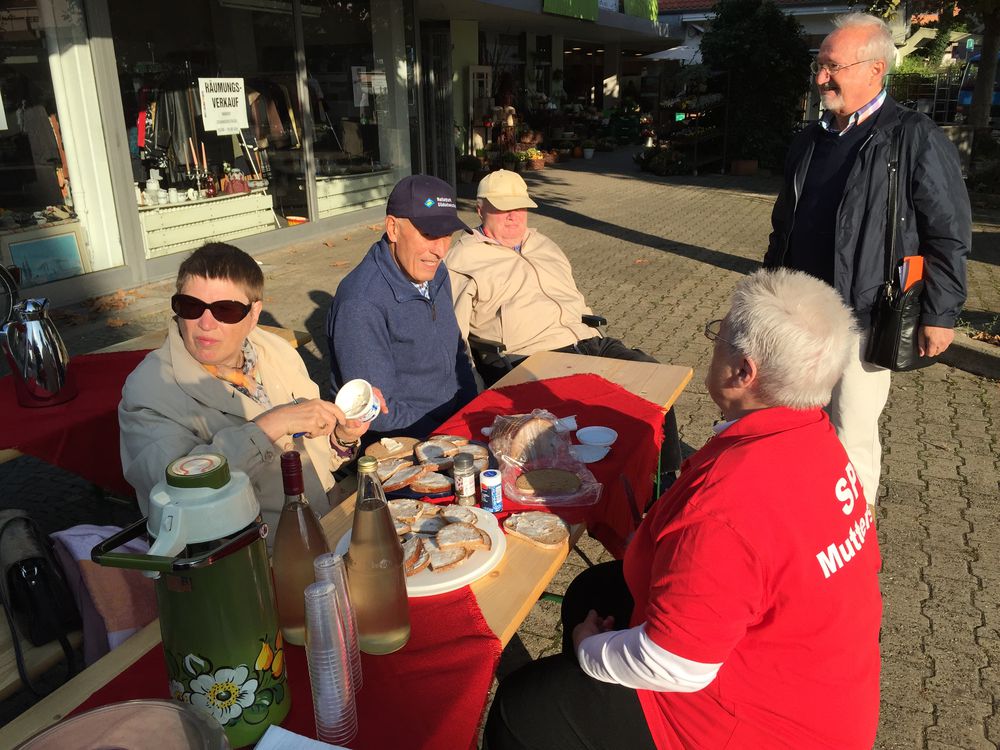 Impressionen Marktfrühstück1